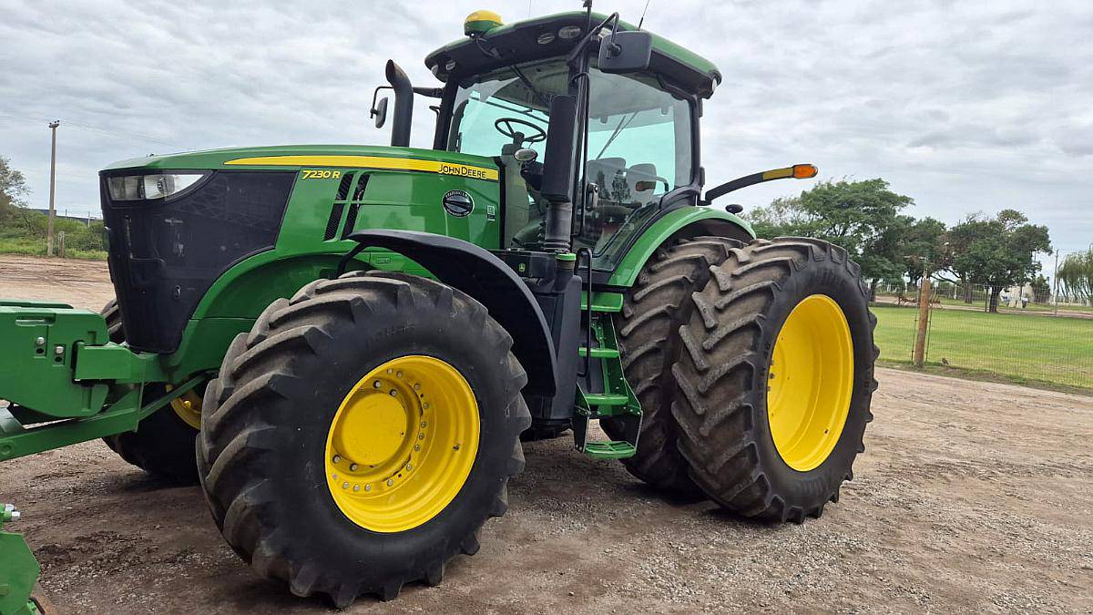 John Deere 7230 R año 2018. Motor 8050 HS. Piloto y Dual