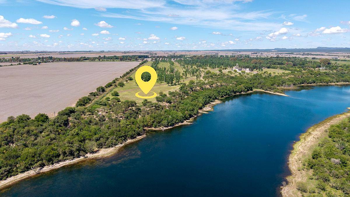 Vendo Terreno Frente al Lago Piedras Moras