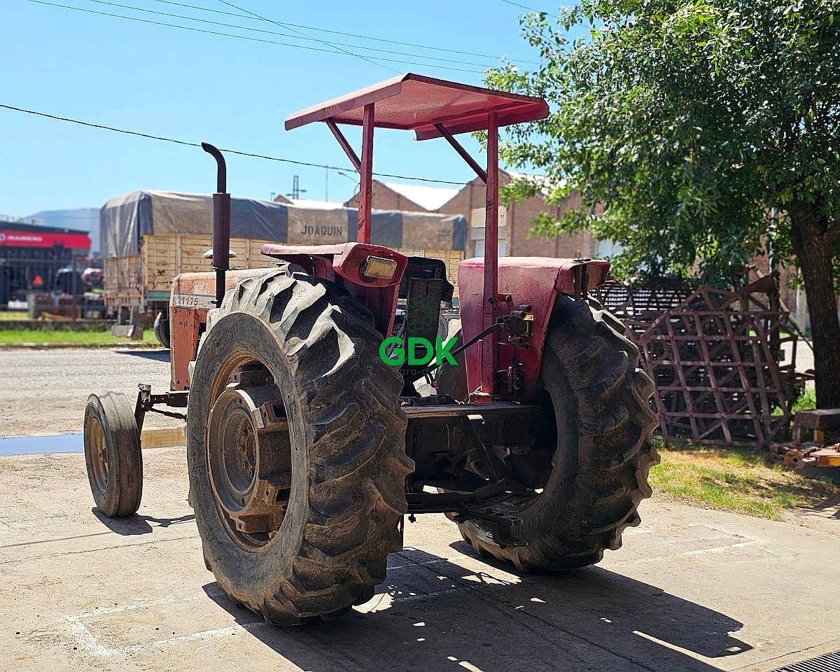 Tractor Simple 1175 S. Massey Ferguson