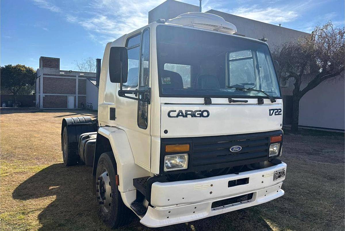 Ford Cargo 1722 Tractor año 2000