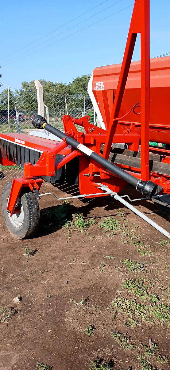 Desmalezadora de Arrastre Baima B300