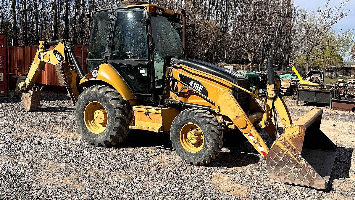 Retroexcavadora Caterpillar 416e 4X4