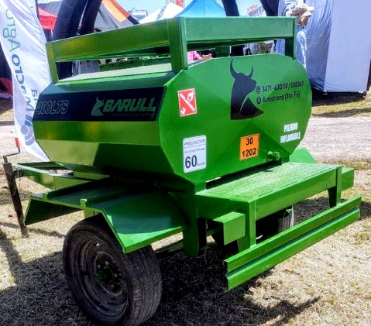 Tanque de Chapa 1 Eje 1500 Lts Barull