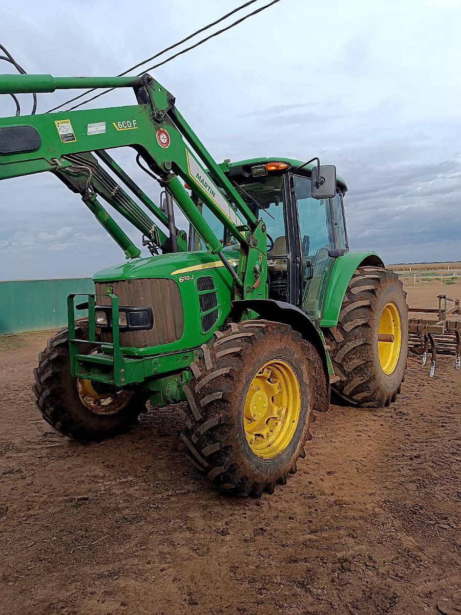 Tractor John Deere 6110j -2016