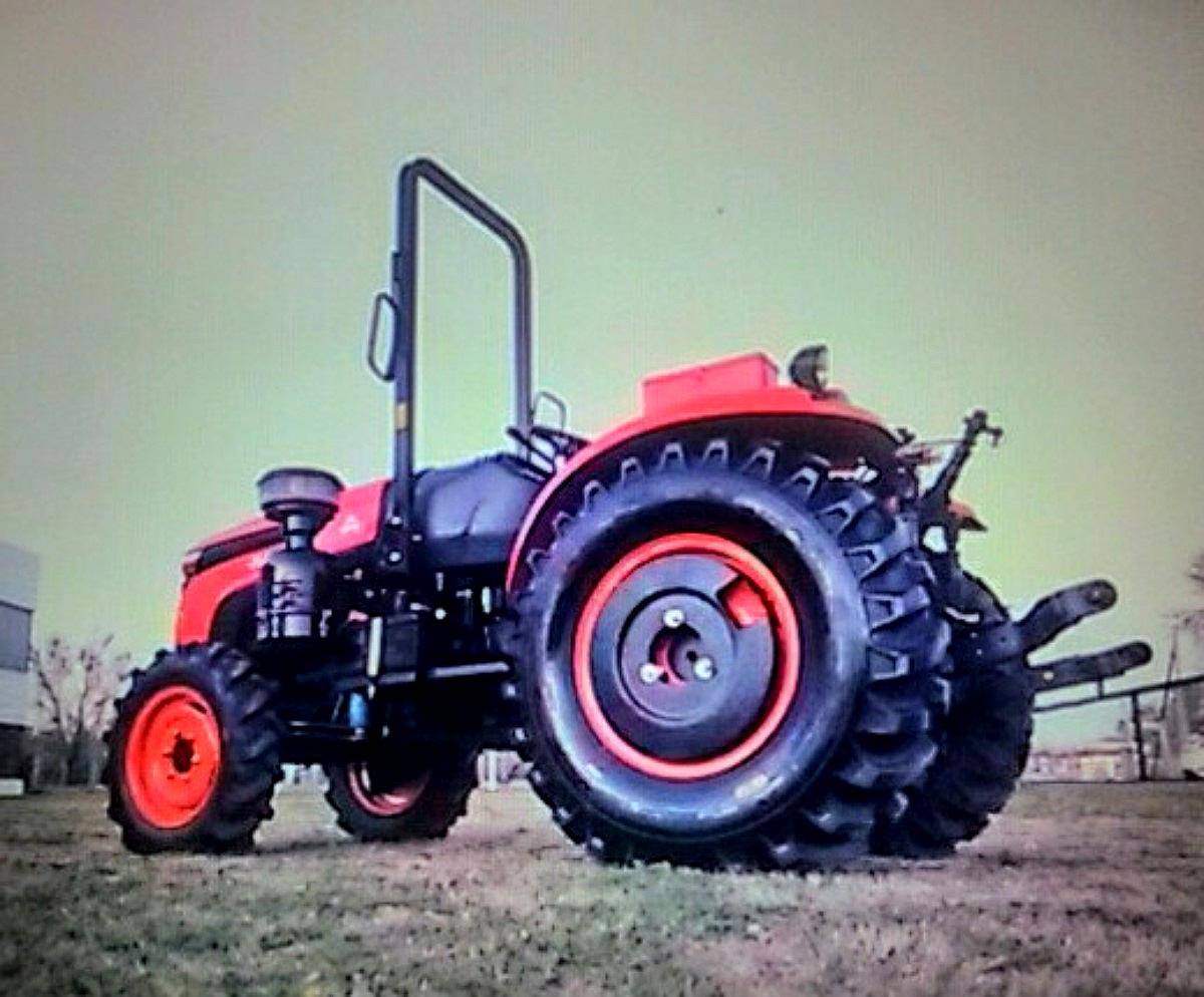 Tractor FR 65 Hanomag (frutero) 60 HP.