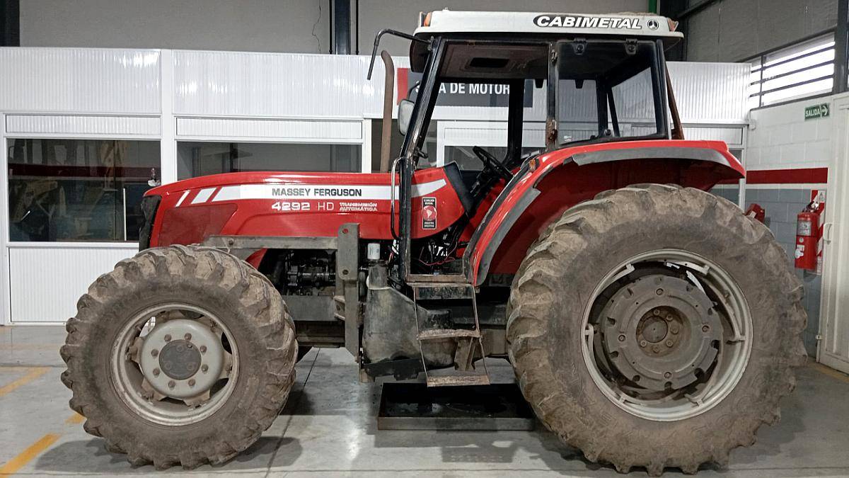 Tractor Massey Ferguson 4292 RA 120 HP Usado 2015