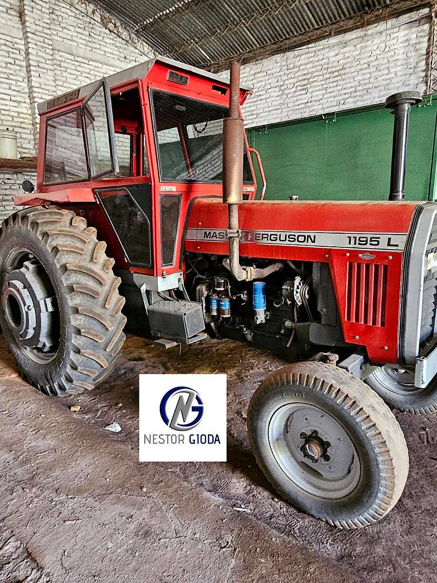 Massey Ferguson 1195 L 18.4x38 año 1992