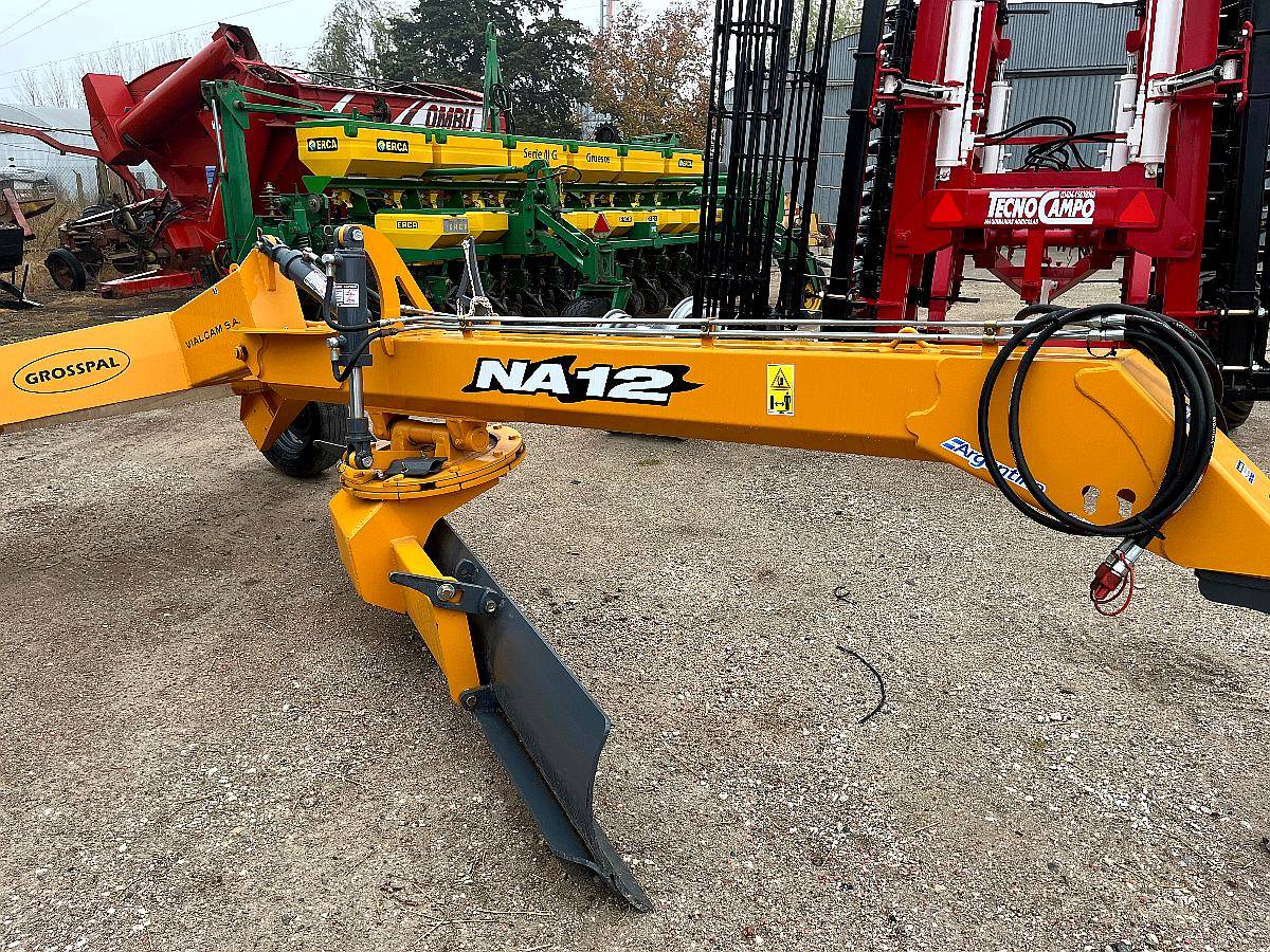 Niveladora Grospall NA 12 Completa con IVA en 10 Cheques