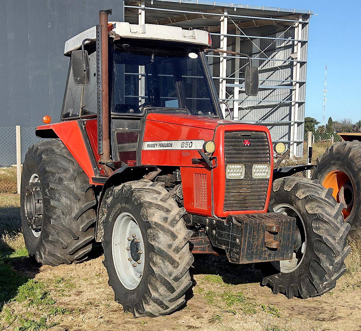 Tractor Massey Ferguson 650