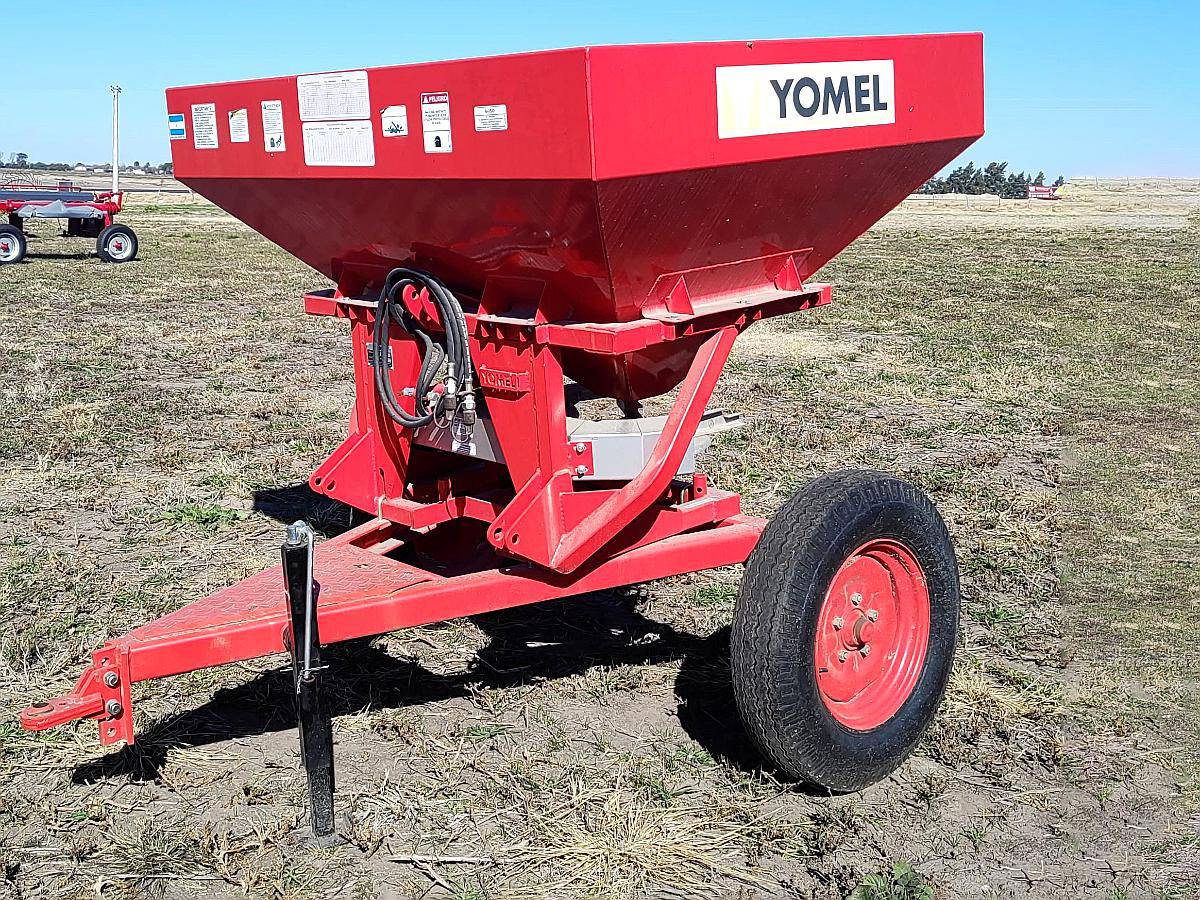 Fertilizadora Yomel FA 1.18