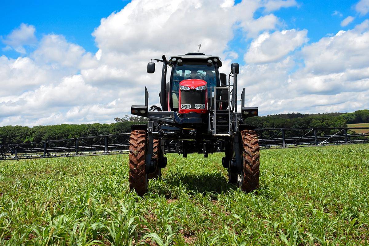 Pulverizadora Massey Fergurson 535 R Nueva