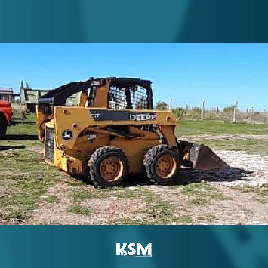 Minicargadora John Deere 317 (id583)