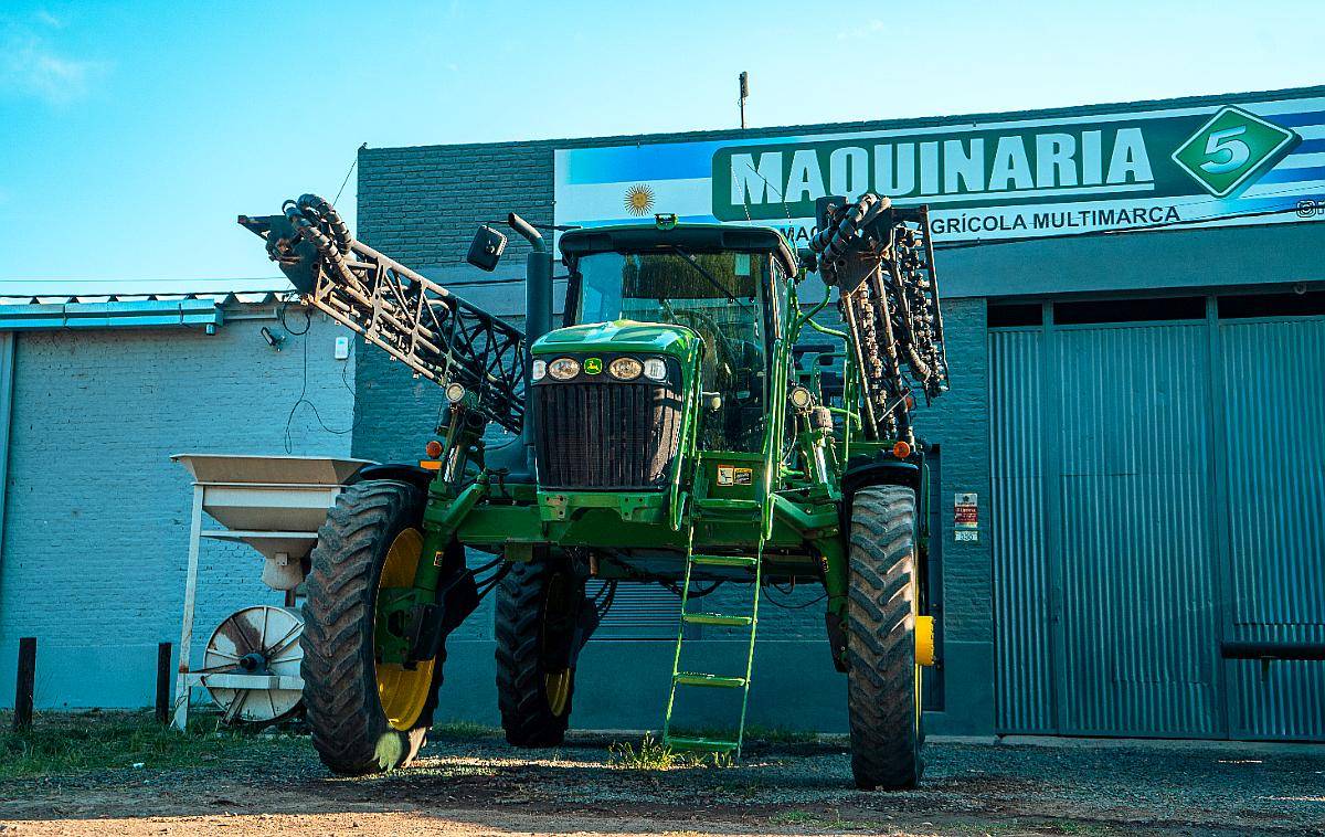 Pulverizadora John Deere 4730 año 2011