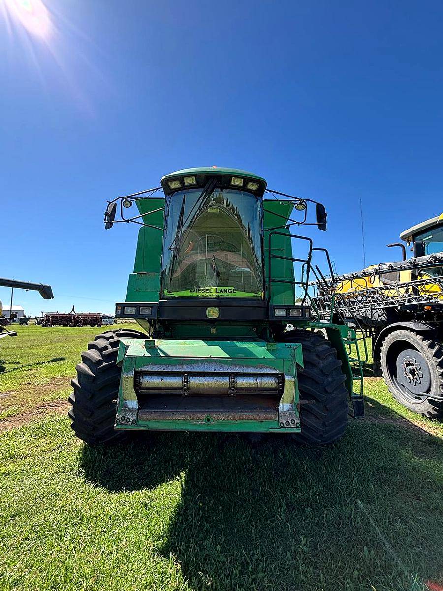 Cosechadora John Deere 1550. Mod 2004