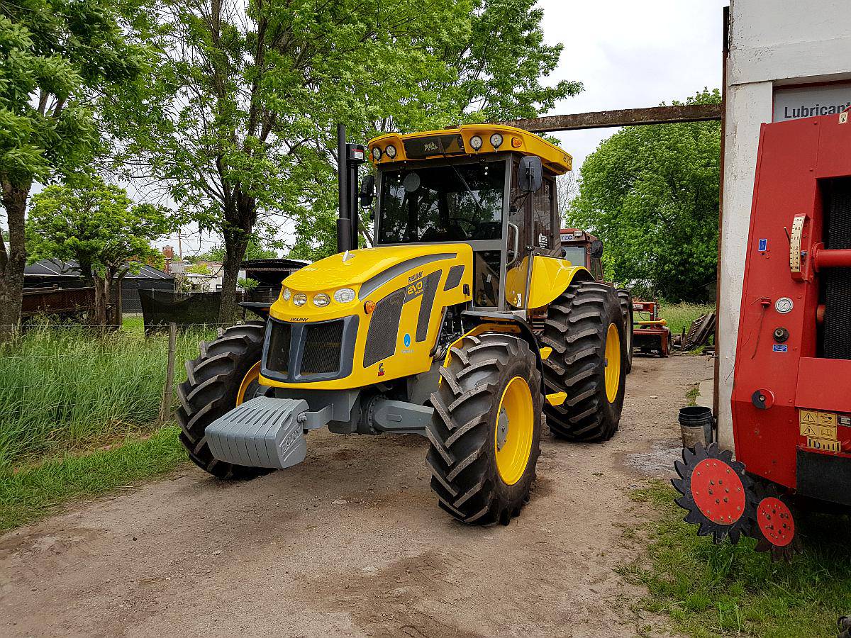 Pauny 250a Evo, 160hp, Doble Tracción, Cabina