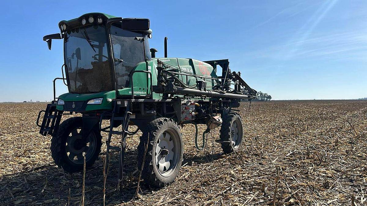 Pulverizadora Praba AB 3.4 (3400 Lts.)