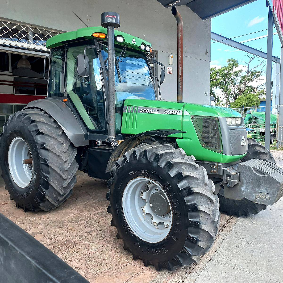 Tractor Agrale BX 6180
