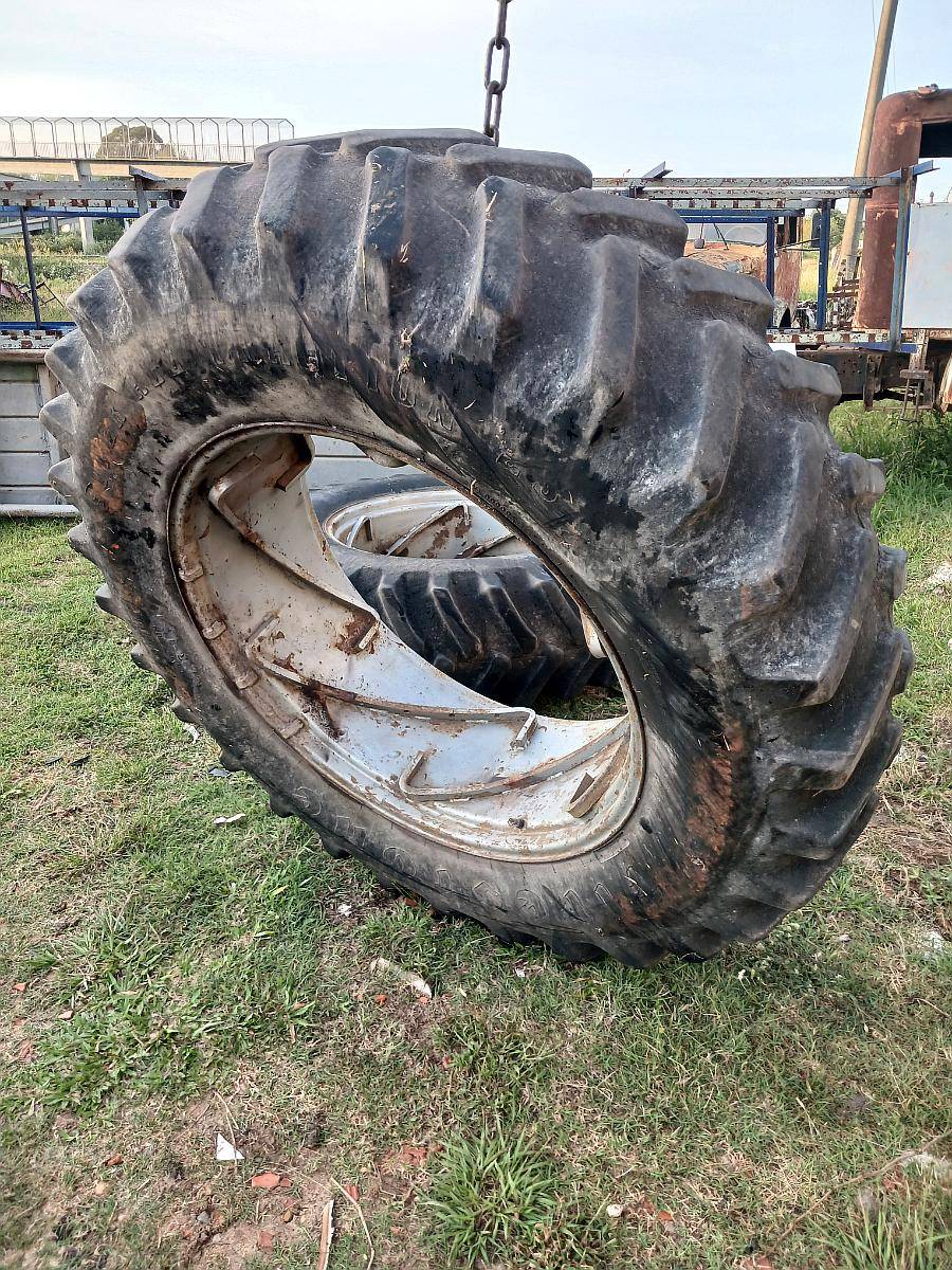 2 Cubiertas 18 4 38 Armadas con Llantas + Cubierta Sola