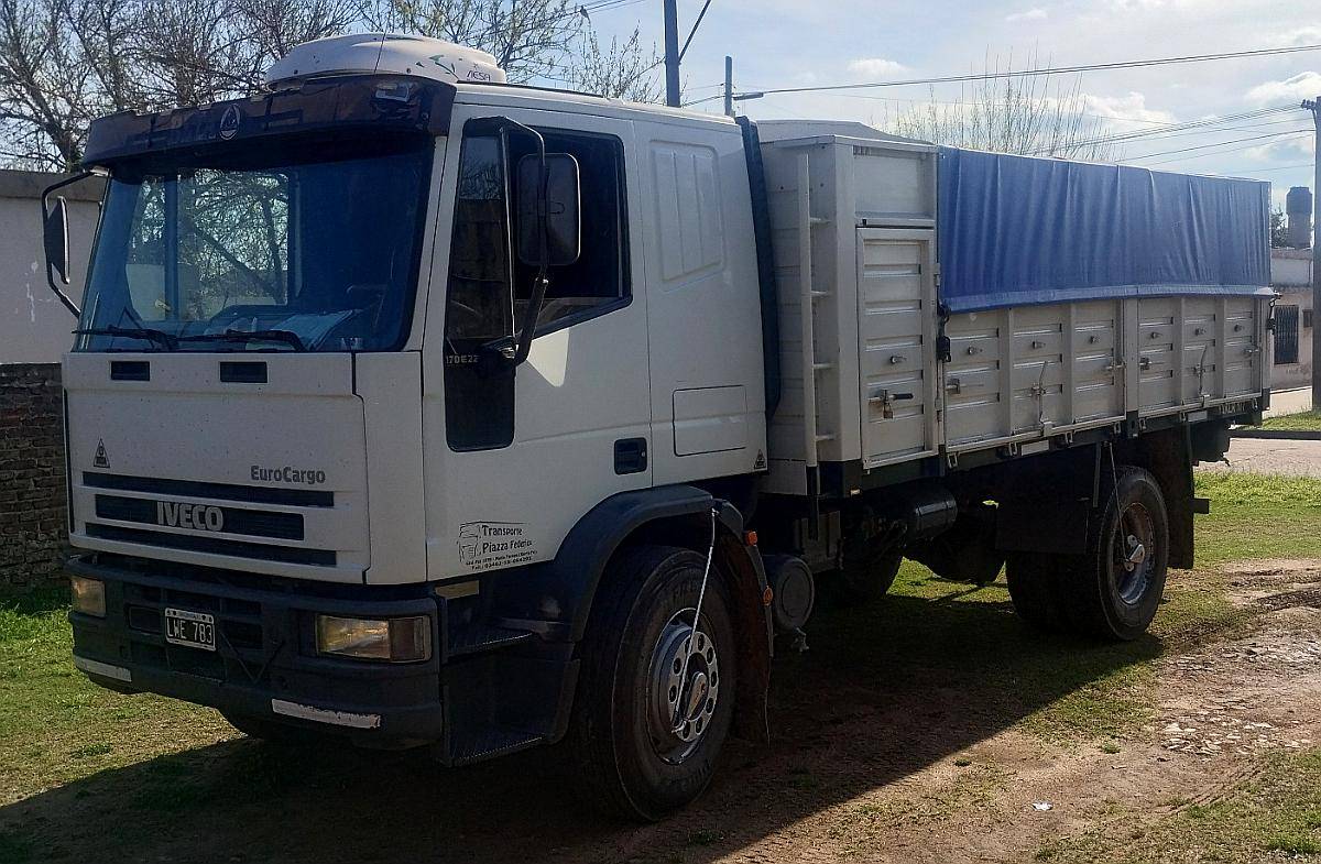 Iveco Tector 17220 Attack 2012