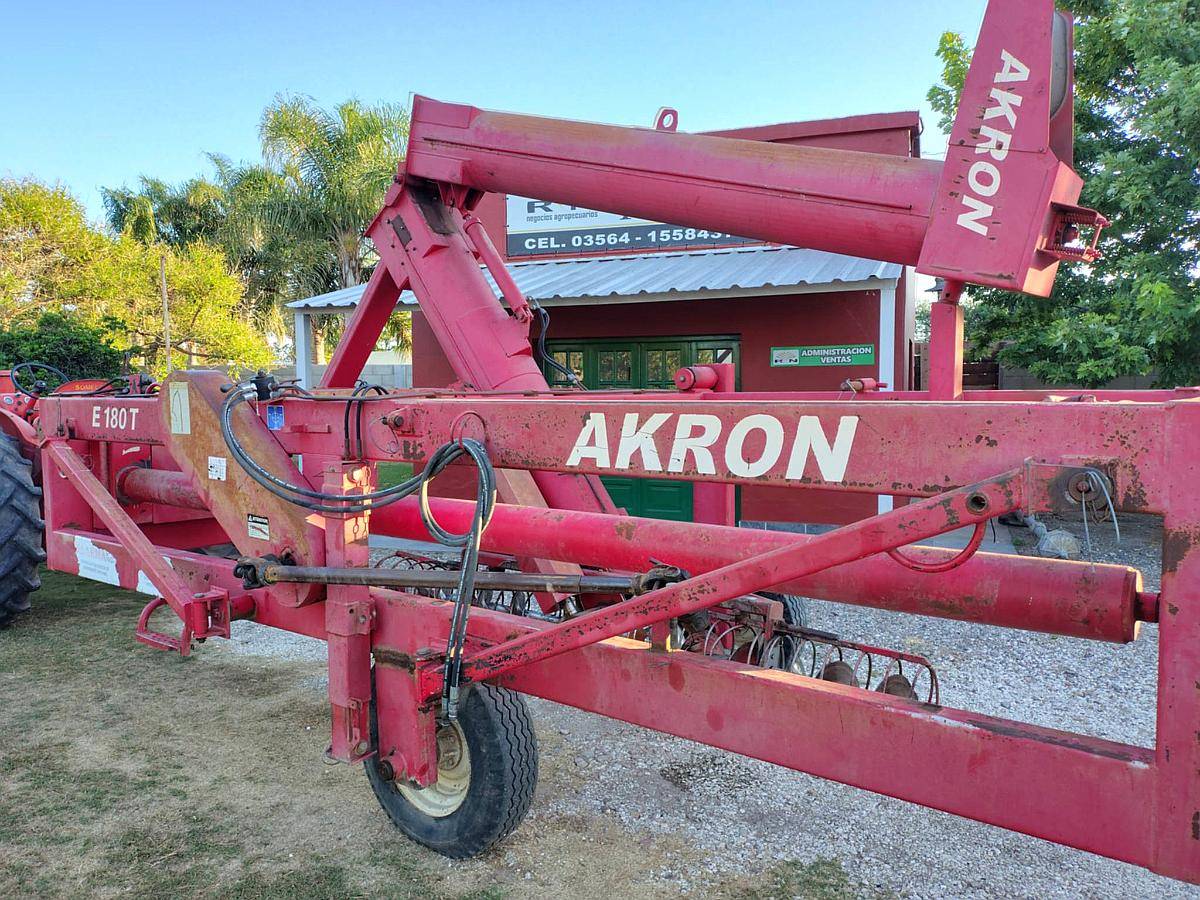 Extractora Akron 180 T