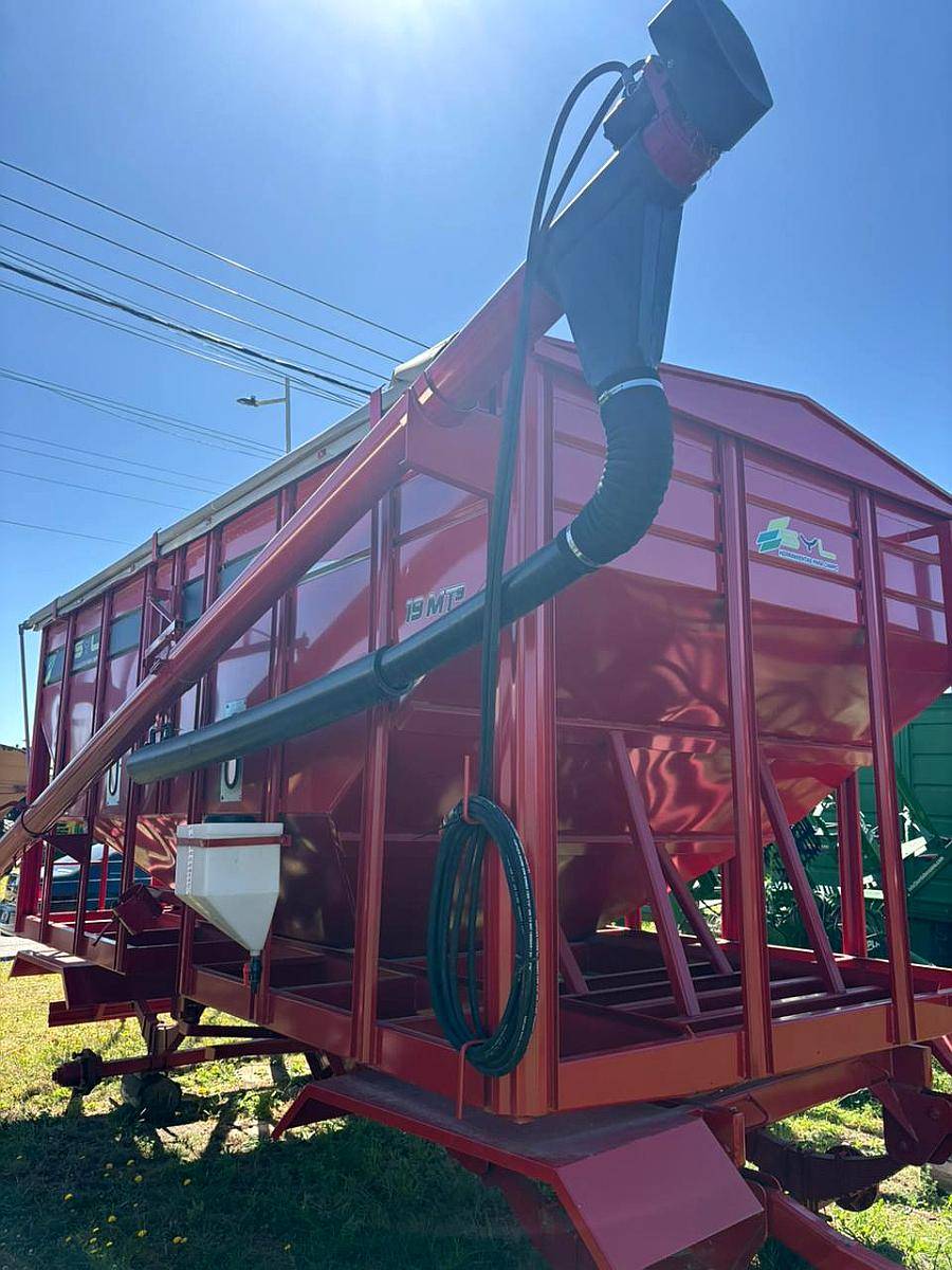 Tolva Semilla y Fertilizante SYL de 19 MTS3