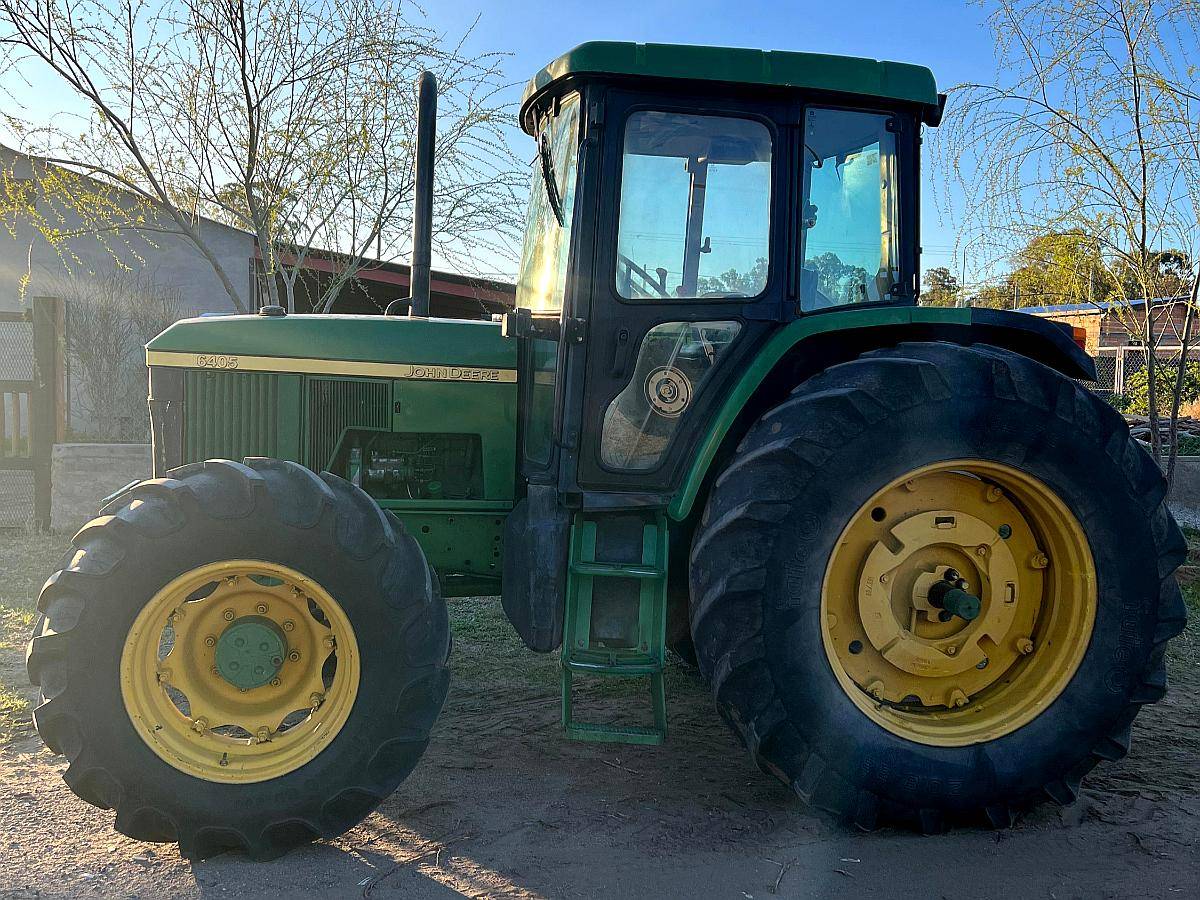 Tractor John Deere 6405 - 106 HP