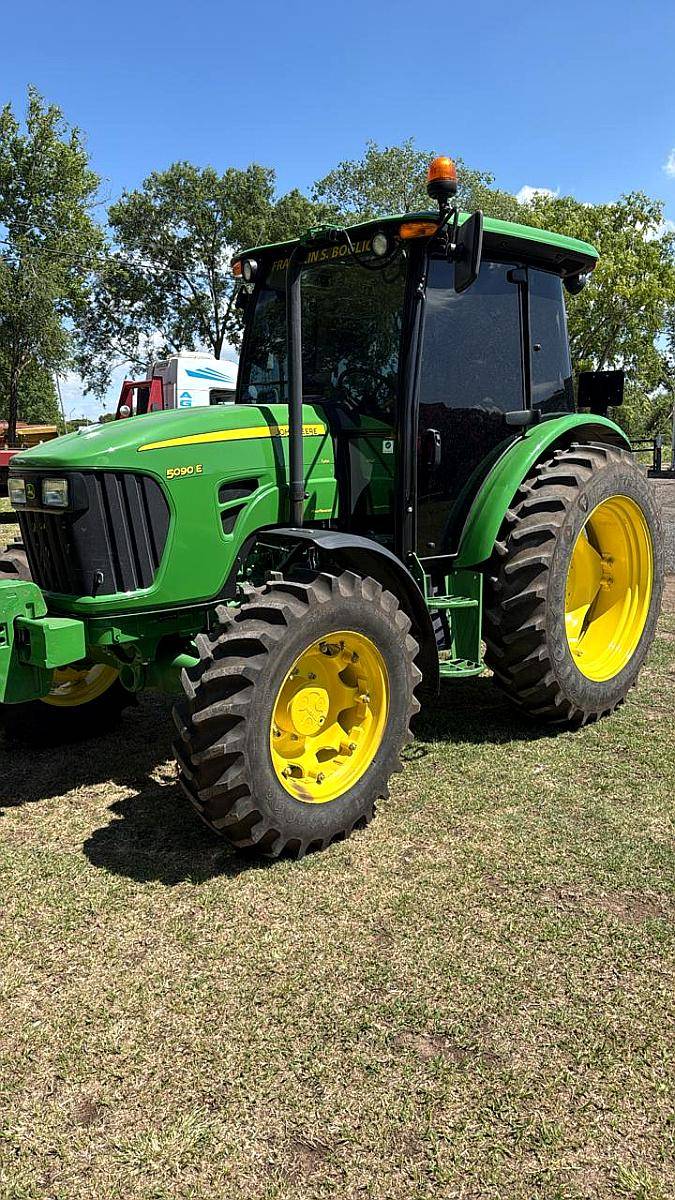 Tractor John Deere 5090 e