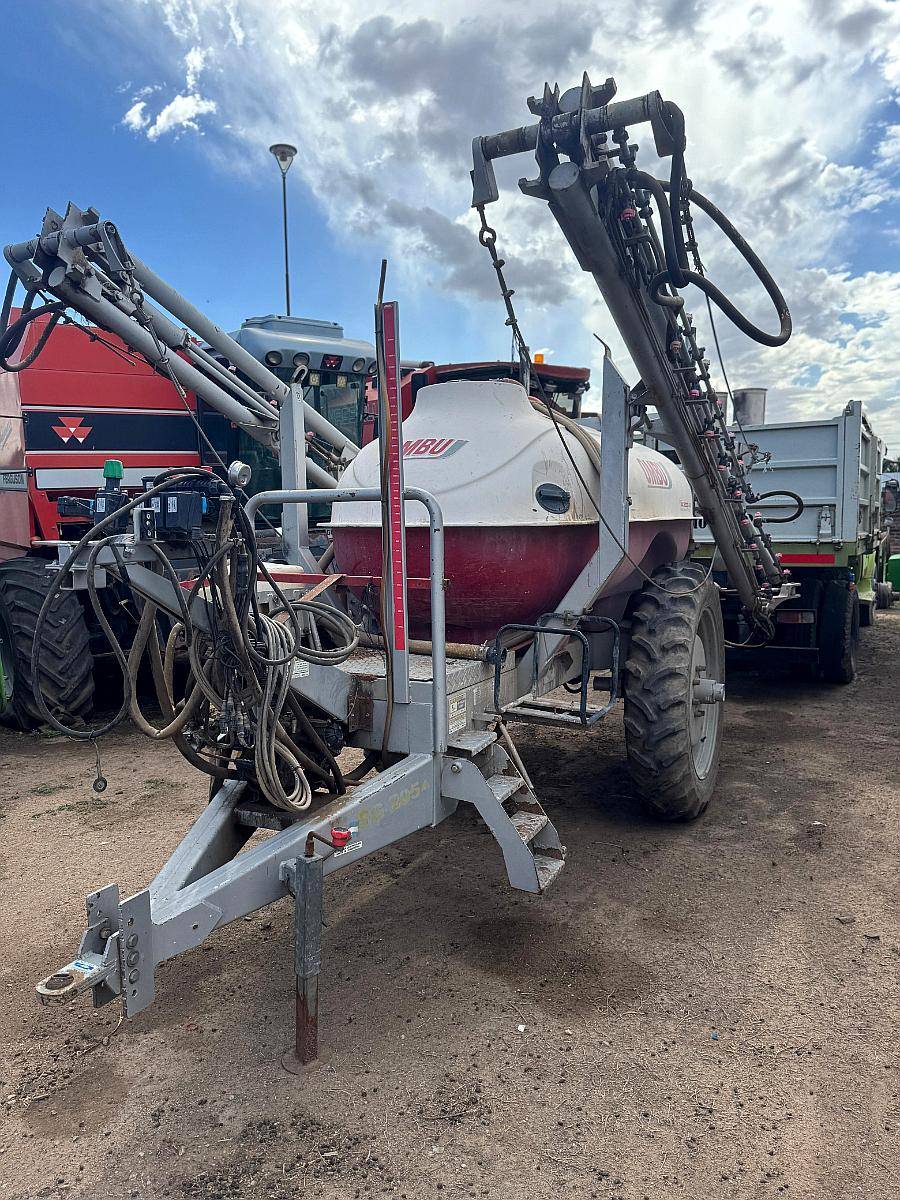 Pulverizadora de Arrastre Ombu 3000 L Full Computadora