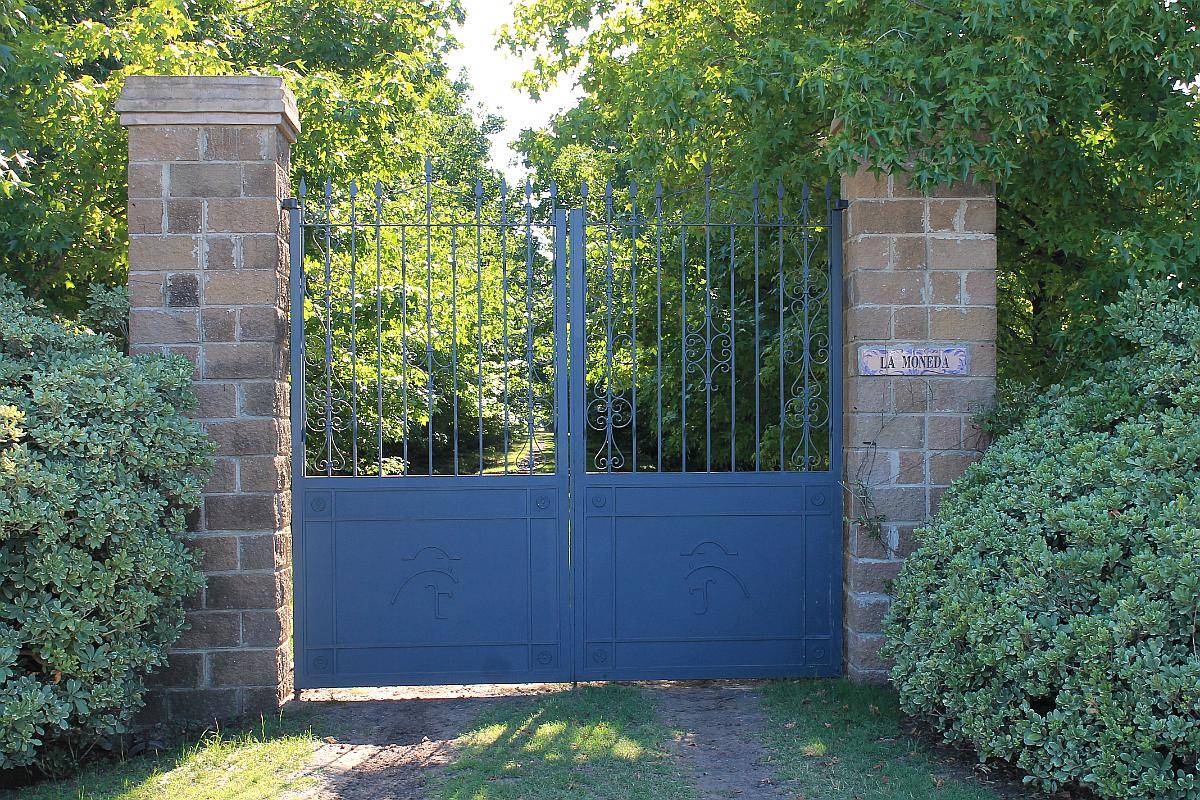 Ba2964 Torres Lujan Buenos Aires