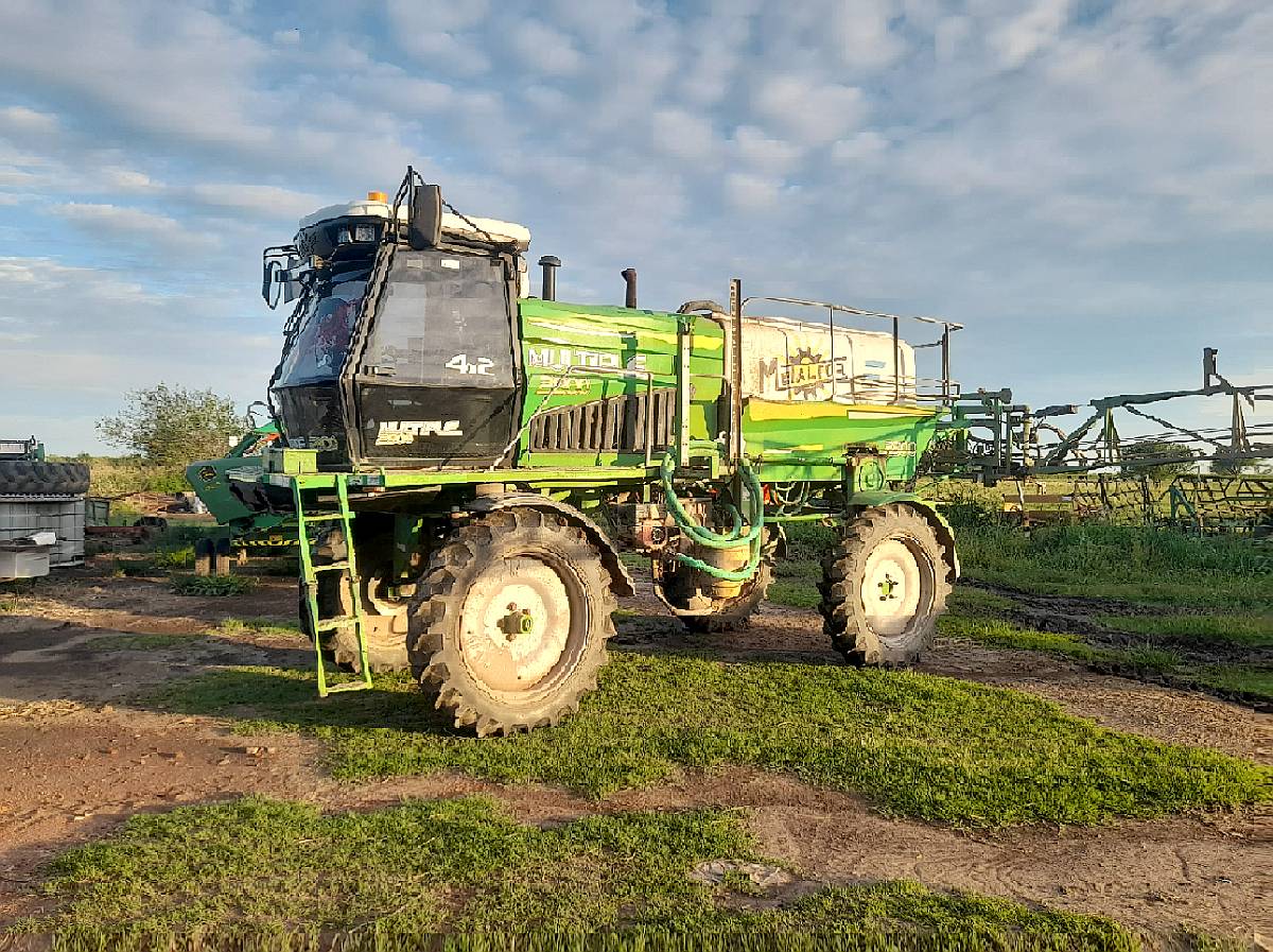 Pulverizadora Autopropulsada Metalfor 2800