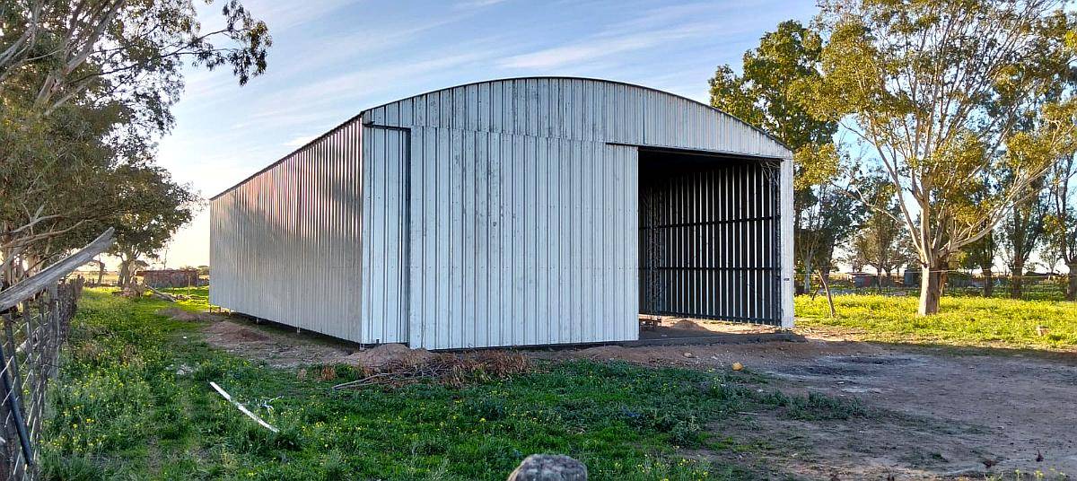 Tinglado 12 X 24 X 5 Mts.