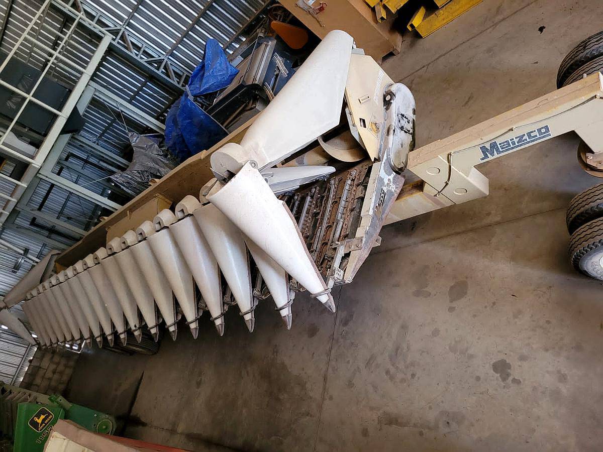 Plataforma Maicero Maizco Premium, 18 a 52, año 2009.