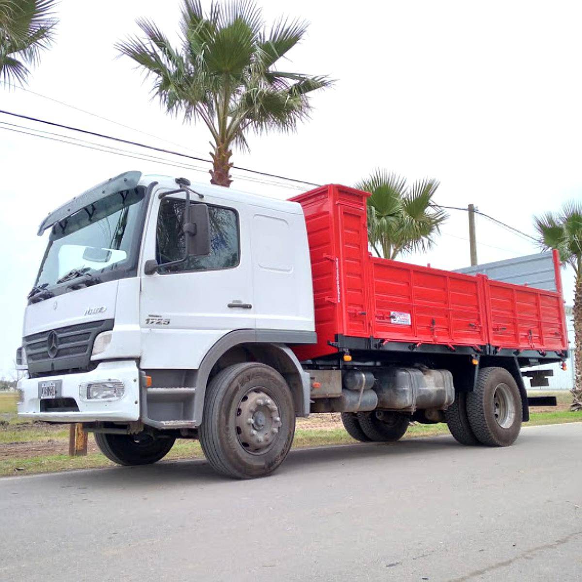 Carrocería GYL Baranda Volcable