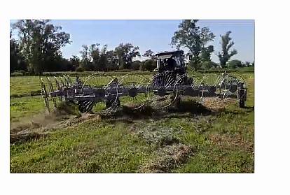 Rastrillo en V Arrastre Metalbert Rastrillo