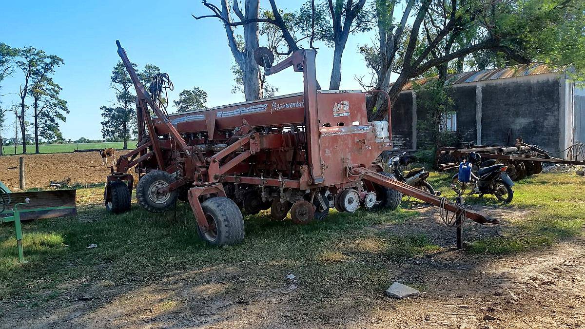 Sembradora Monumental M6750 Usada