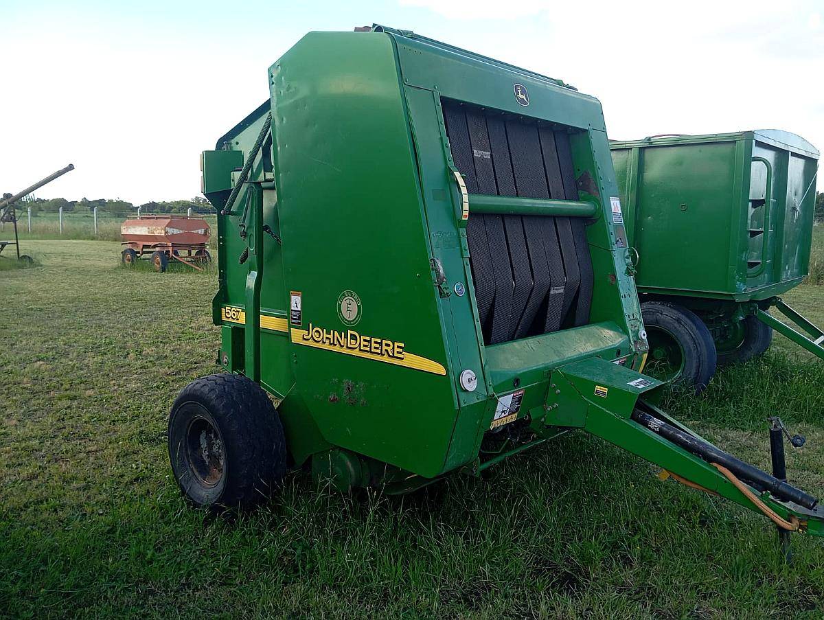 Enfardadora John Deere 567