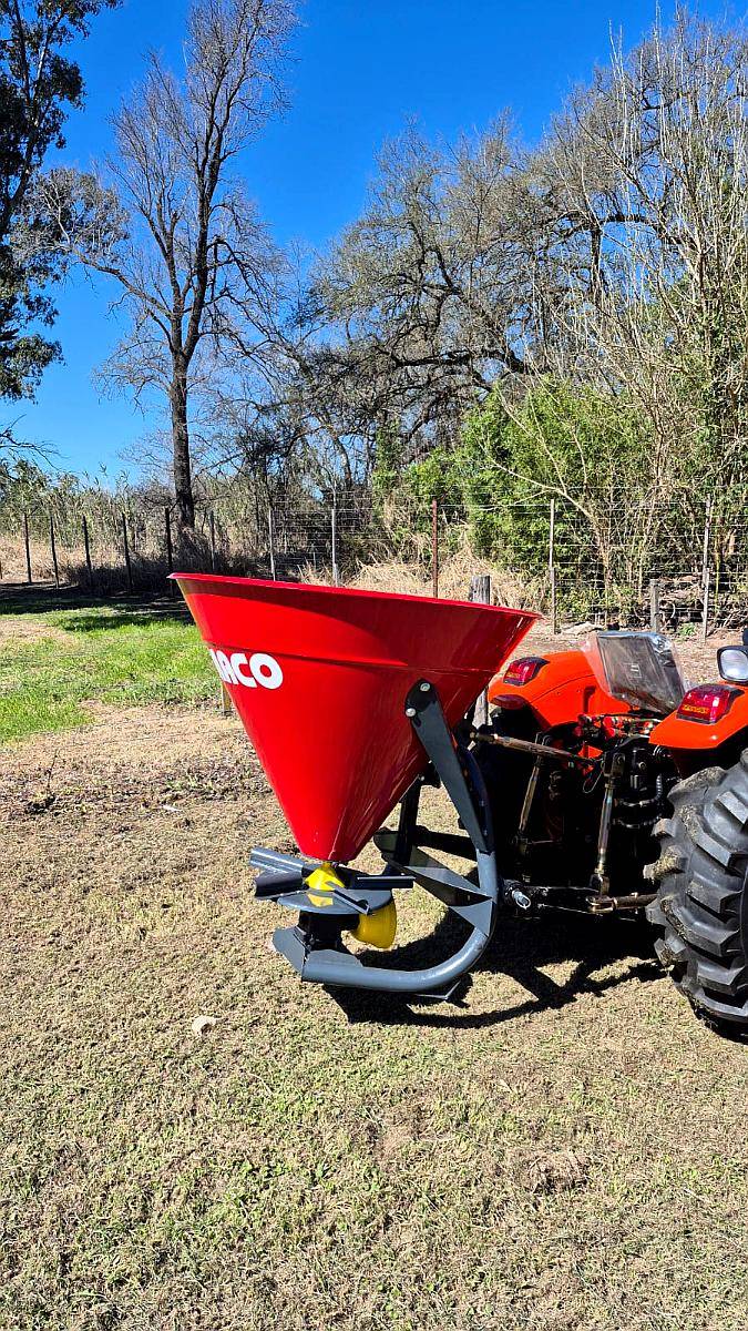 Fertilizadora F 400 TU