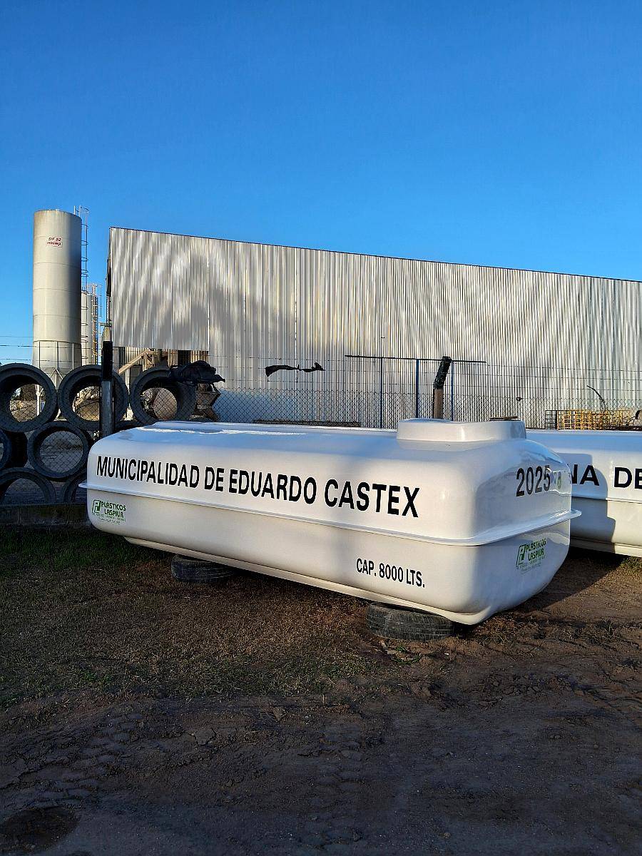 Tanque Rectangular 8000 Lts. P.r.f.v. Plasticos Laspiur SRL