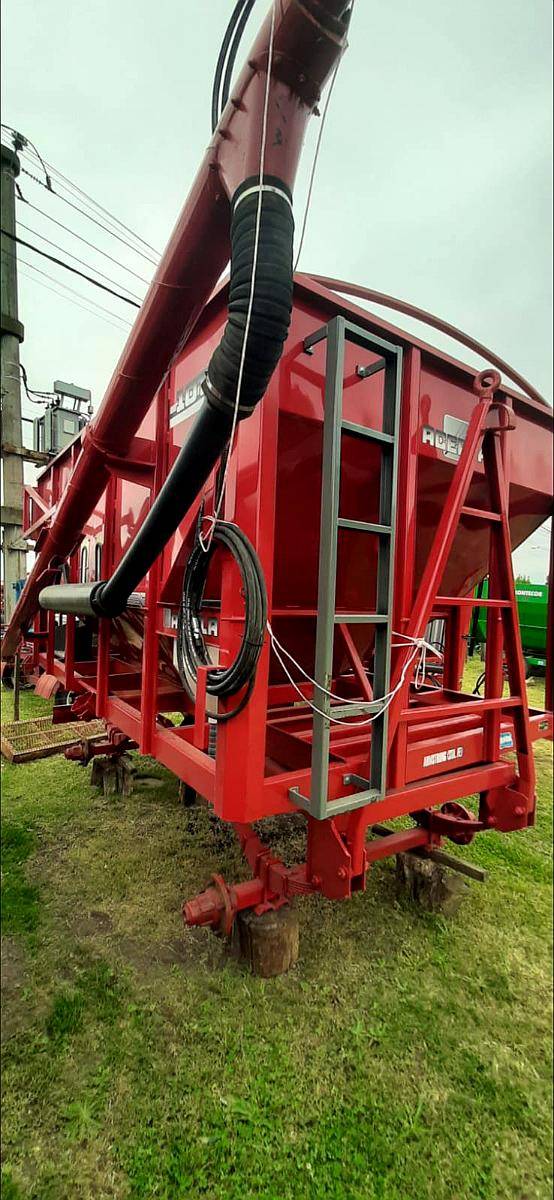 Tolva Semilla y Fertilizante Acepla de 10 Toneladas