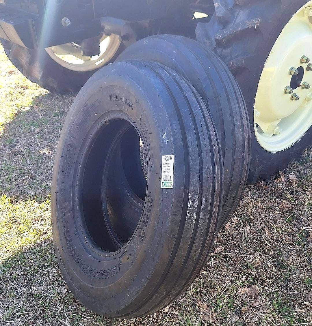 Neumáticos Agrícolas 750-16 .