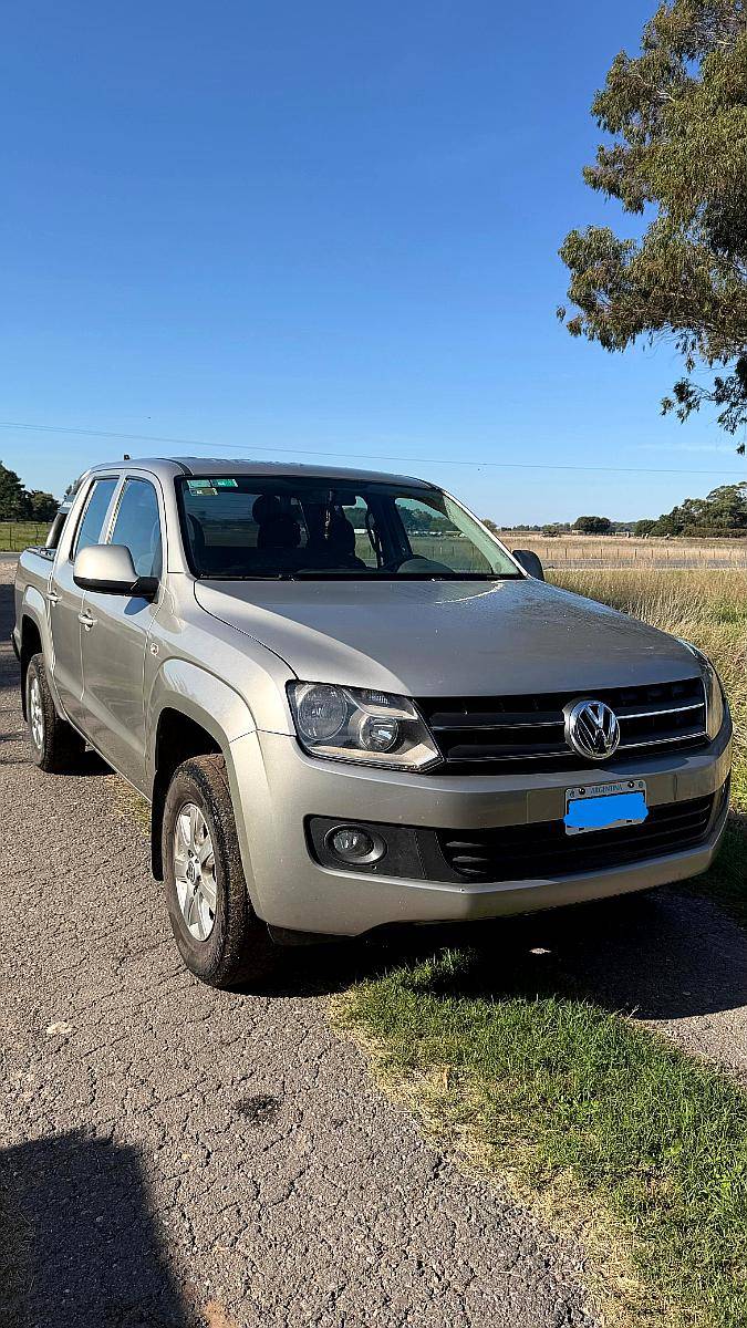Volskwagen Amarok Trendline 4X4 AT 180hp