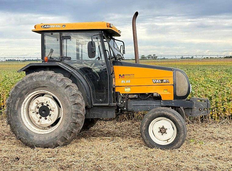 Tractor Valtra BL 88