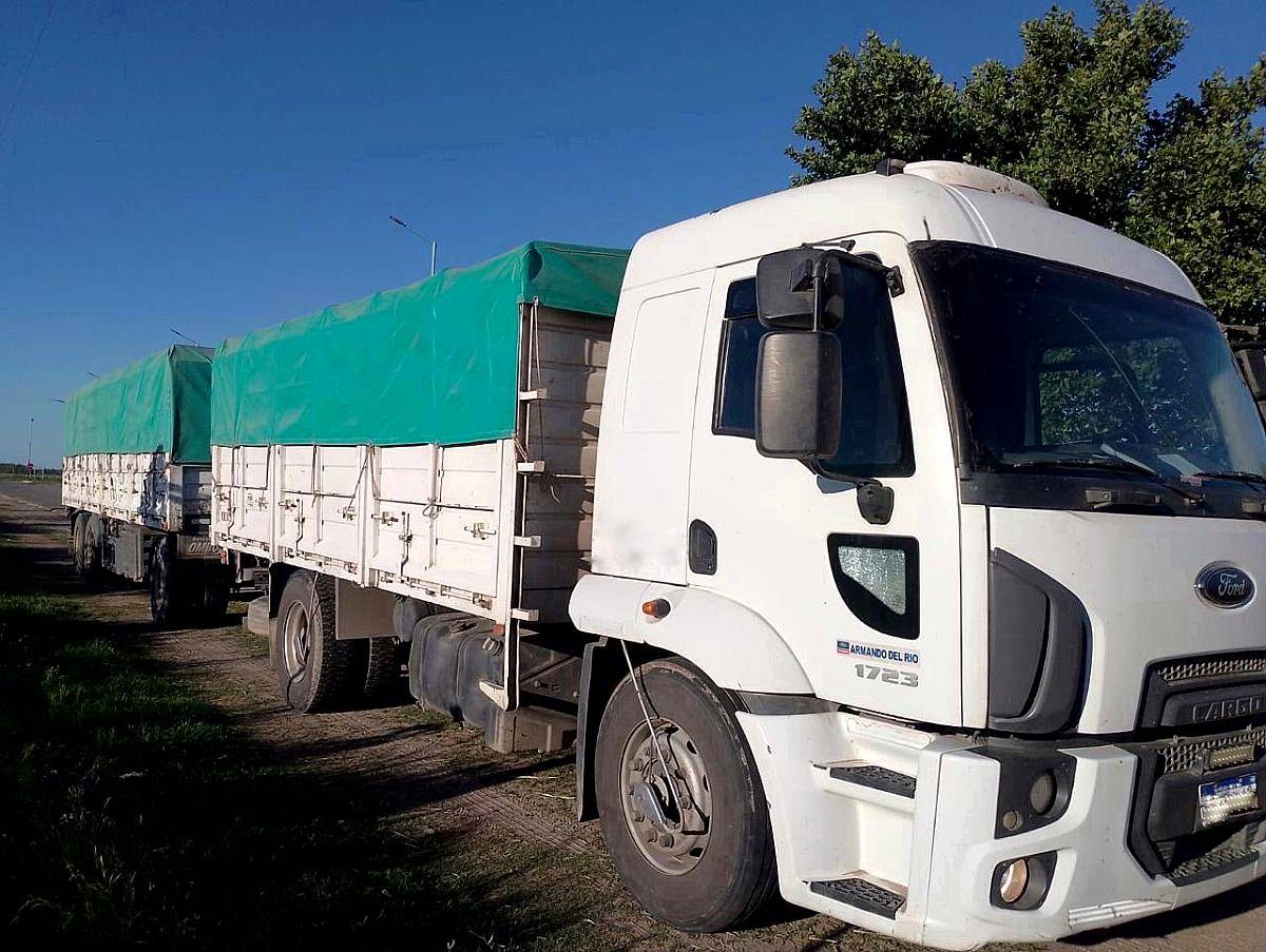 Equipo Ford 1723 año 2016 Acoplado Ombu 9.20 B/V 2017