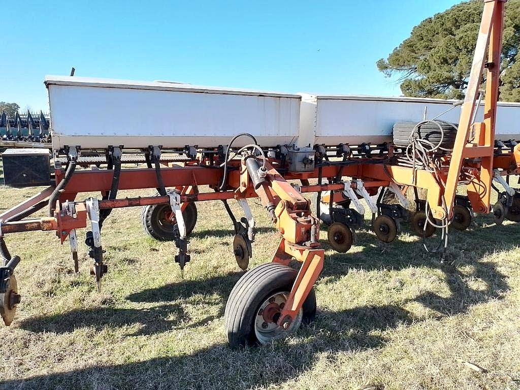 Barra Fertilizadora Chalero 12-70 o 14 a 525