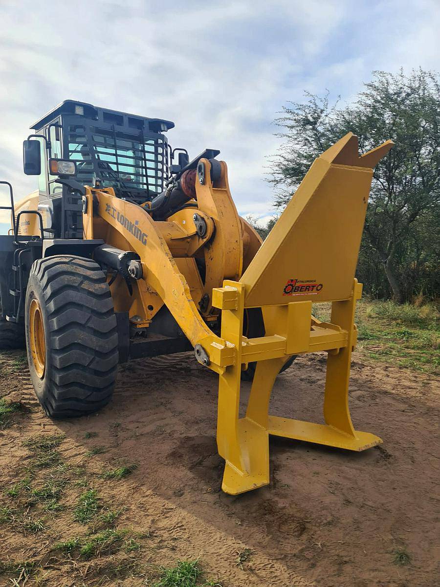 Desraizador Frontal . Apto Cargadoras