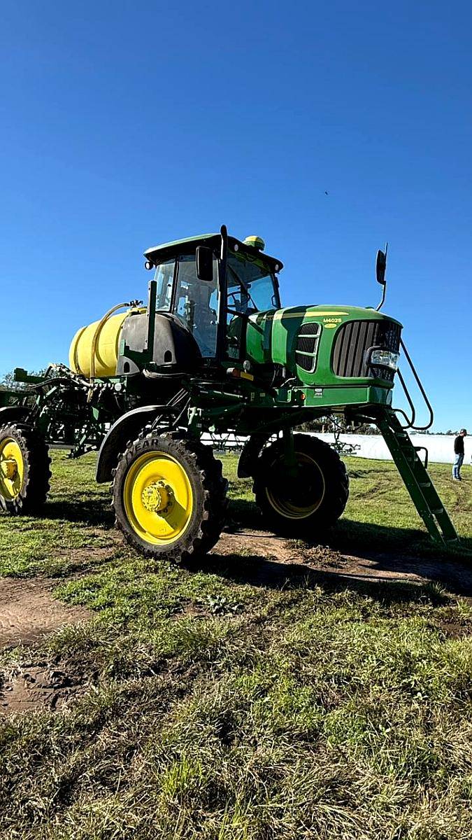 John Deere 4025 año 2021