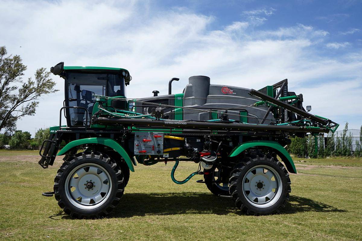 Pulverizadora Autopropulsada Praba AR 3.4 año 2022.