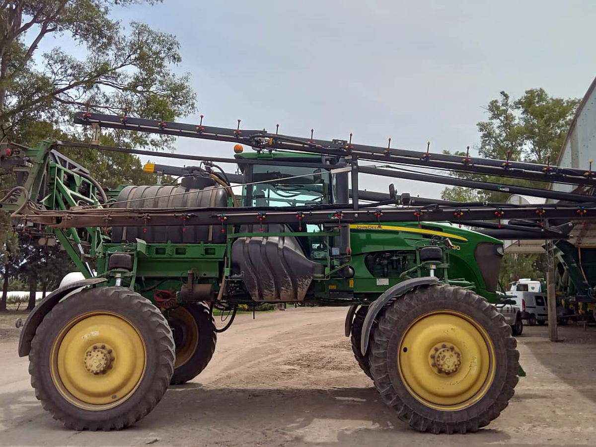 Pulverizadora John Deere 4730