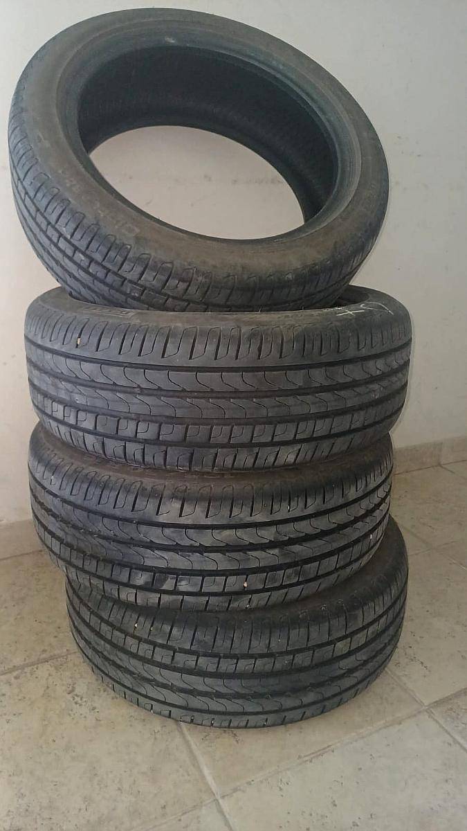Vendo 4 Neumaticos Pirelli 195-50 R16 con muy Poco USO