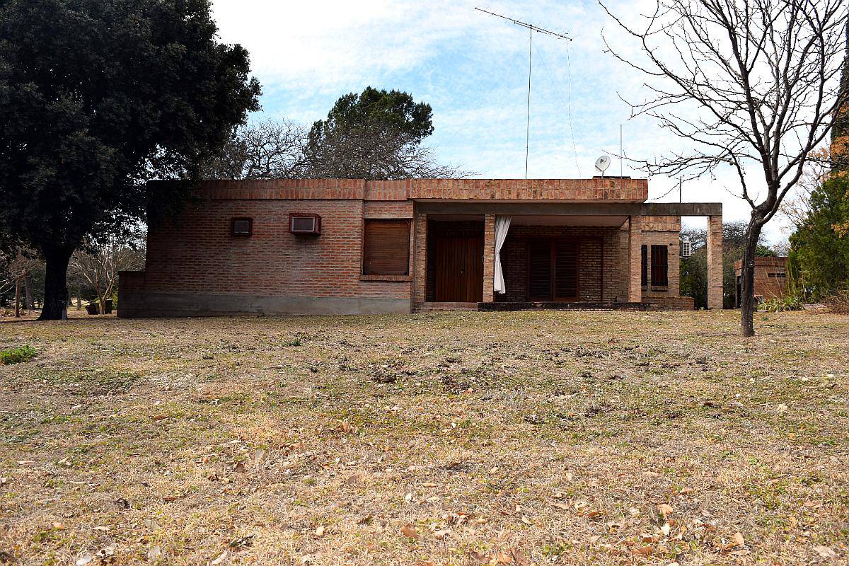 Casa en Venta 4 Dorm, Pileta y Fondo a Golf, San Miguel Golf